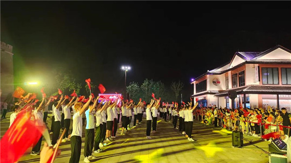 月光所照，皆為家國(guó)——景德鎮(zhèn)大型實(shí)景演出《china》國(guó)慶假期受到觀眾熱捧