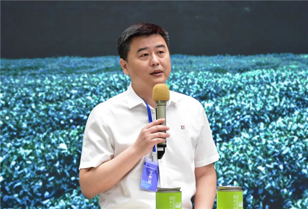 新理念、新時(shí)尚、新方式、新感受——德宇集團(tuán)舉行2022得雨活茶新品發(fā)布推廣會(huì)